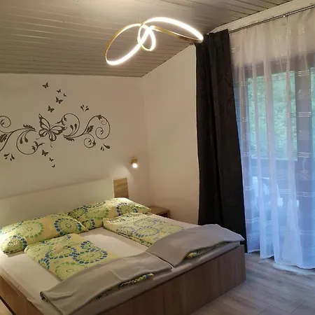Pensión Liebetegger Moosburg